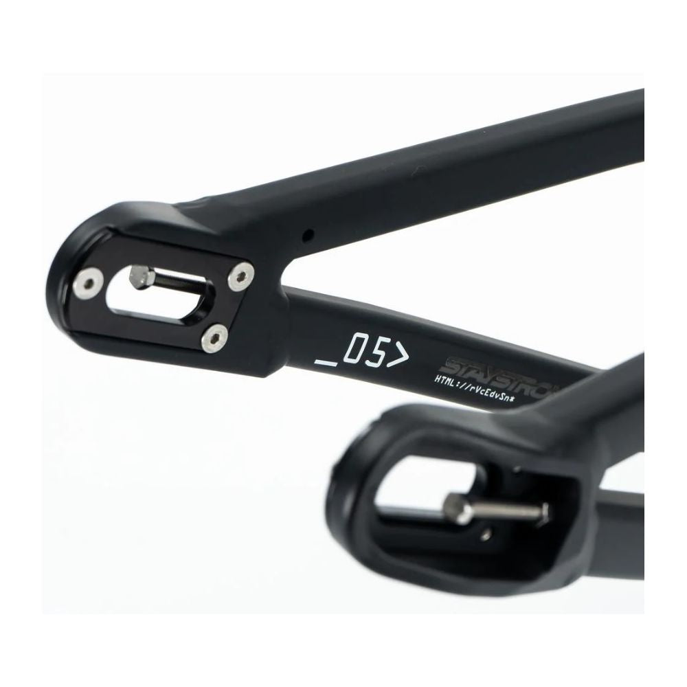 Cadre Stay Strong For Life V5 2025 - Black / Black
